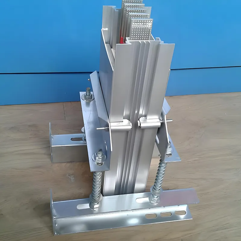 Вертикални сендвич аутобус